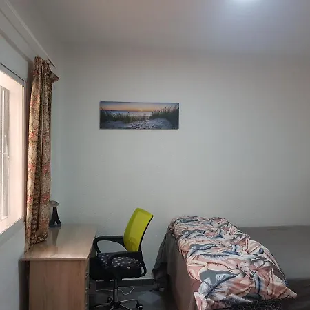 Kaz Bedrooms Malaga Exterior photo